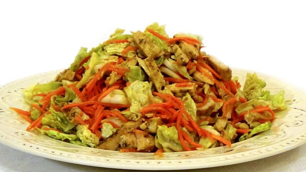 Dukan diyetinin Stabilizasyonunun son aşamasında kendinize tavuk salatası ikram edebilirsiniz. 